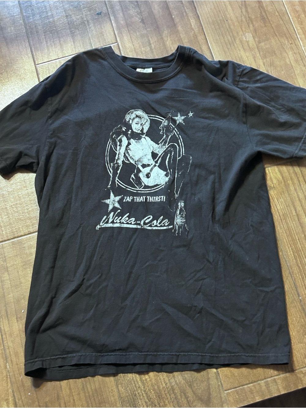 Vintage Cola Graphic Black Men's T-Shirt